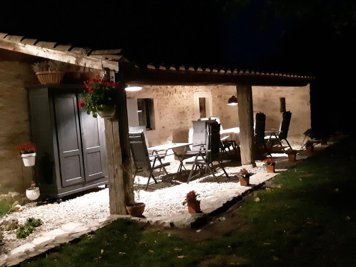 Chez Elles Apartment Portes-en-Valdaine Exterior foto